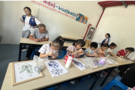 馬群街道向上社區(qū)聯(lián)合工會委員會開展非遺景德鎮(zhèn)青花瓷手工活動